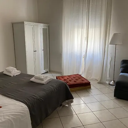 Apartment Sirtori 24 Florence